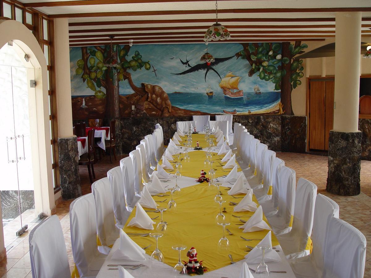Grand Hotel Lobo De Mar ปูแอร์โตอาโยรา ภายนอก รูปภาพ